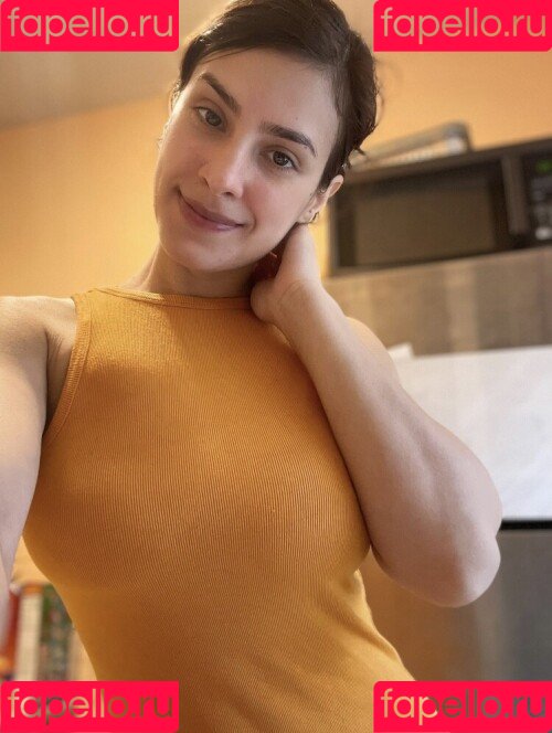 Irma La Dulce / IrmaLaDulce / https: / irma_la_dulce_asmr Onlyfans Photo Gallery 