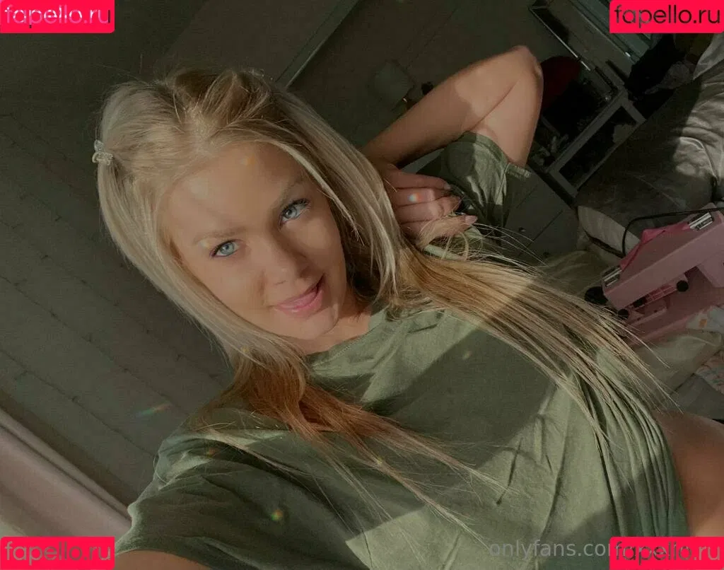 Riley Steele / rileyxinsta / xxxRiley Onlyfans Photo Gallery 