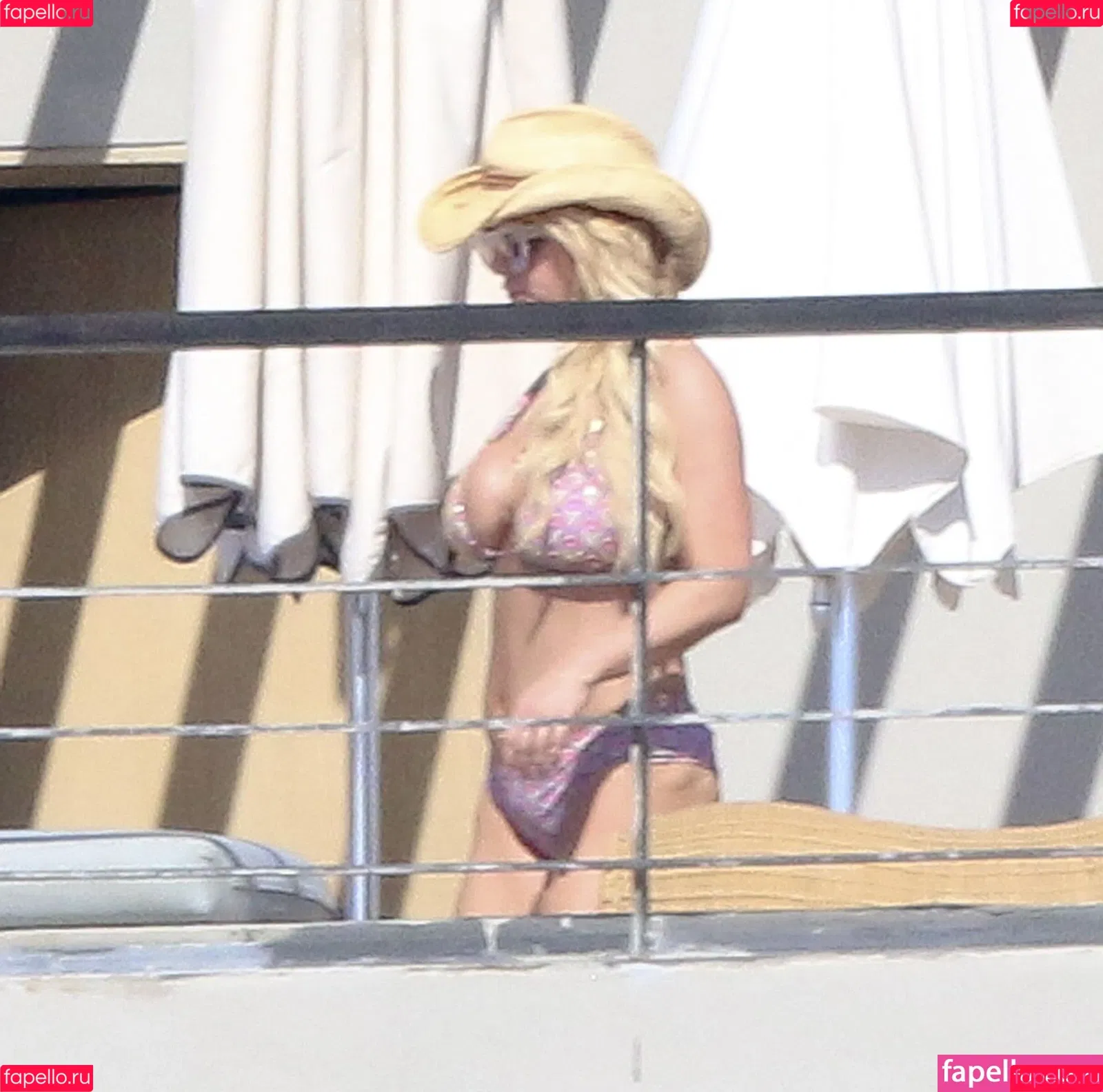 52529184 / Jessica Simpson / JessicaSimpson Onlyfans Photo Gallery 