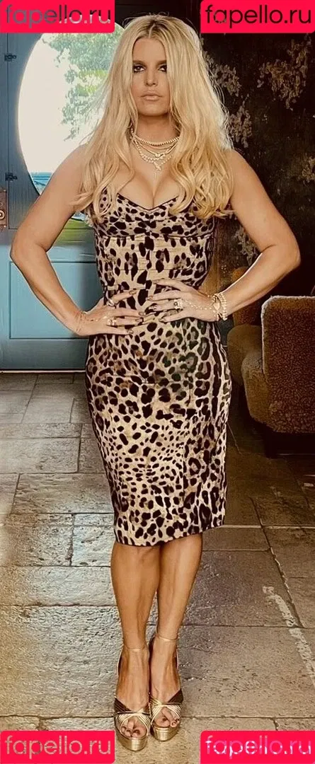 52529184 / Jessica Simpson / JessicaSimpson Onlyfans Photo Gallery 