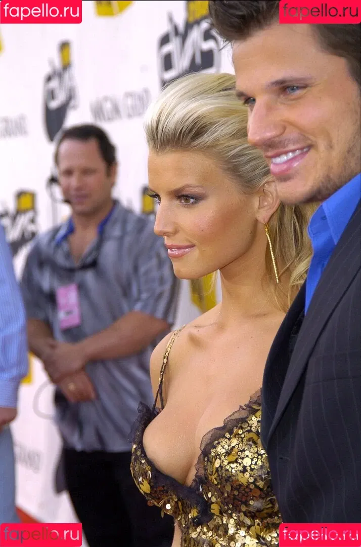52529184 / Jessica Simpson / JessicaSimpson Onlyfans Photo Gallery 
