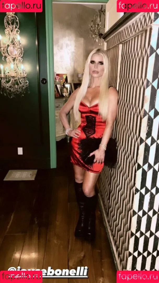 52529184 / Jessica Simpson / JessicaSimpson Onlyfans Photo Gallery 