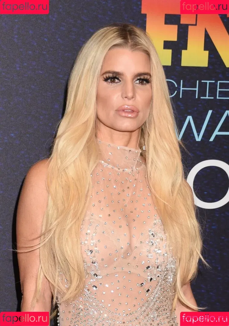 52529184 / Jessica Simpson / JessicaSimpson Onlyfans Photo Gallery 