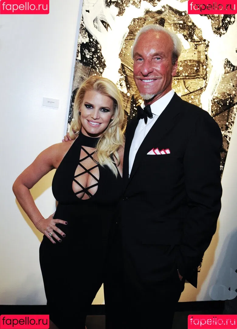 52529184 / Jessica Simpson / JessicaSimpson Onlyfans Photo Gallery 