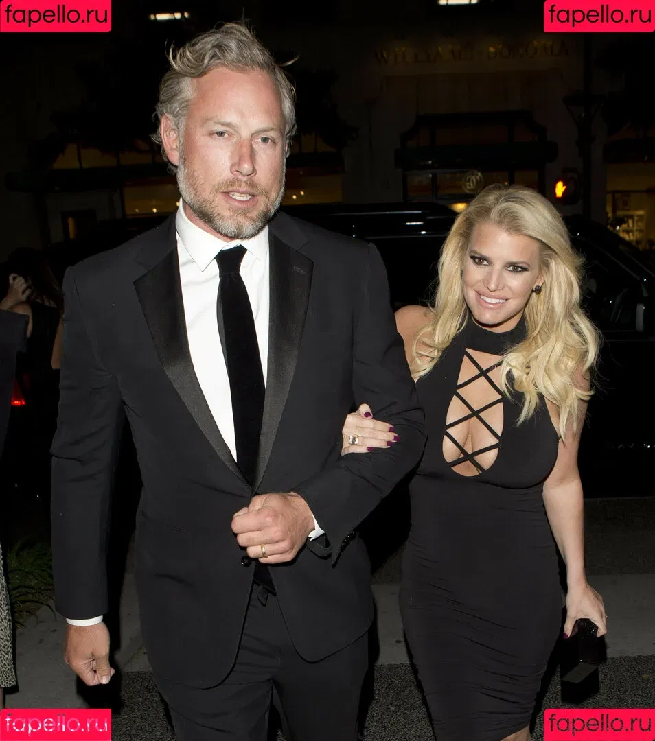 52529184 / Jessica Simpson / JessicaSimpson Onlyfans Photo Gallery 