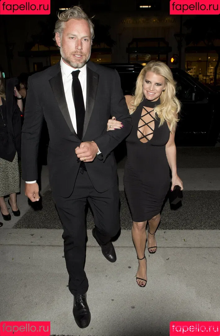 52529184 / Jessica Simpson / JessicaSimpson Onlyfans Photo Gallery 