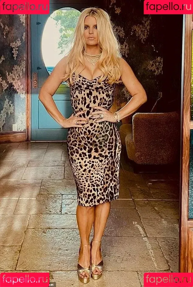52529184 / Jessica Simpson / JessicaSimpson Onlyfans Photo Gallery 