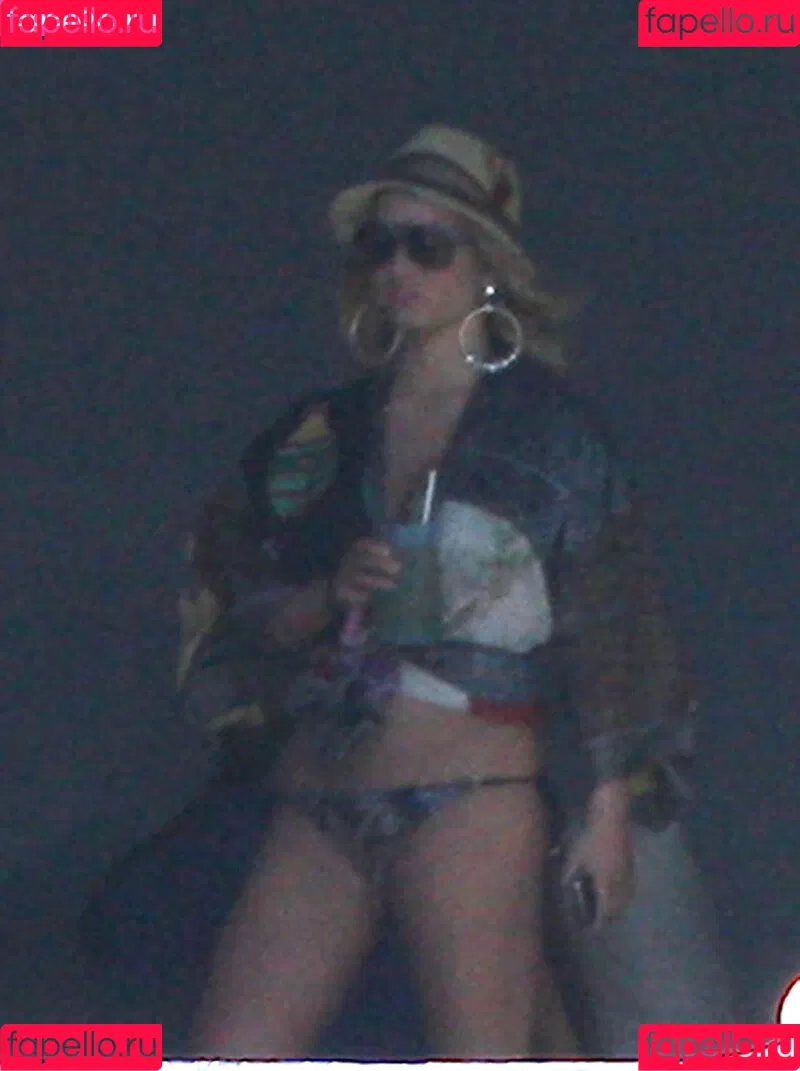 52529184 / Jessica Simpson / JessicaSimpson Onlyfans Photo Gallery 