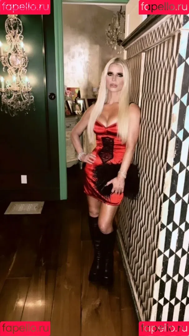 52529184 / Jessica Simpson / JessicaSimpson Onlyfans Photo Gallery 