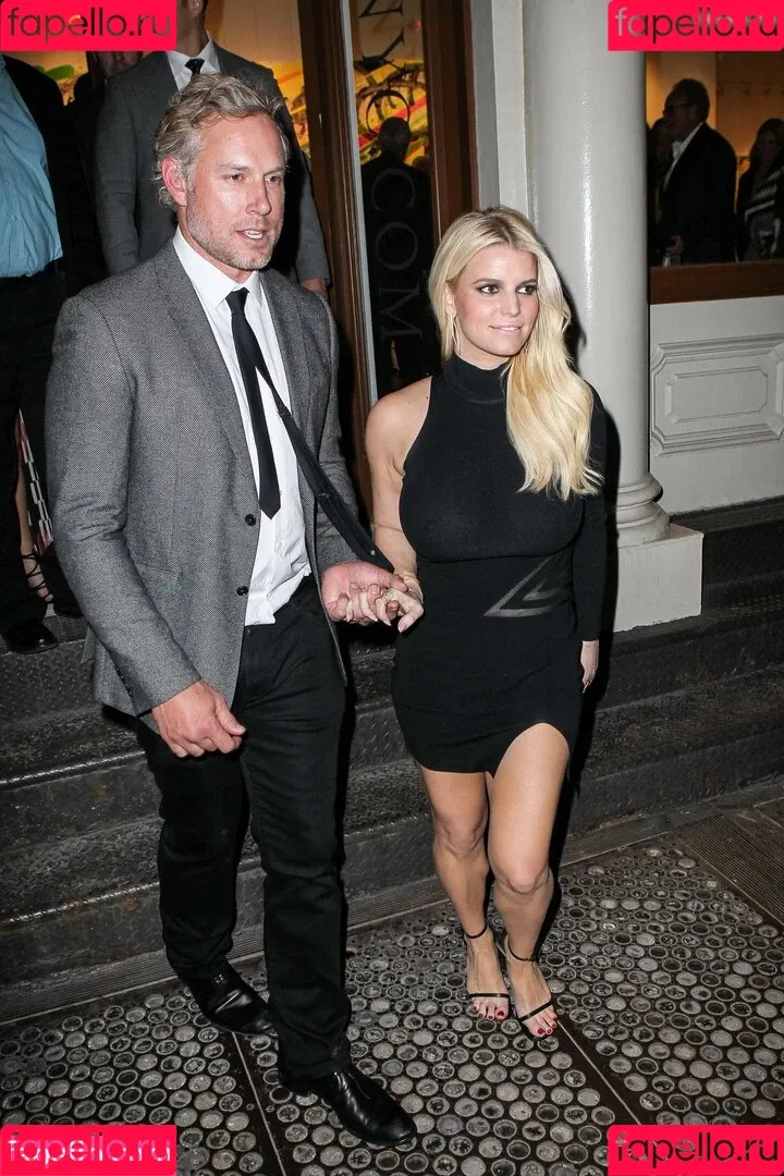 52529184 / Jessica Simpson / JessicaSimpson Onlyfans Photo Gallery 