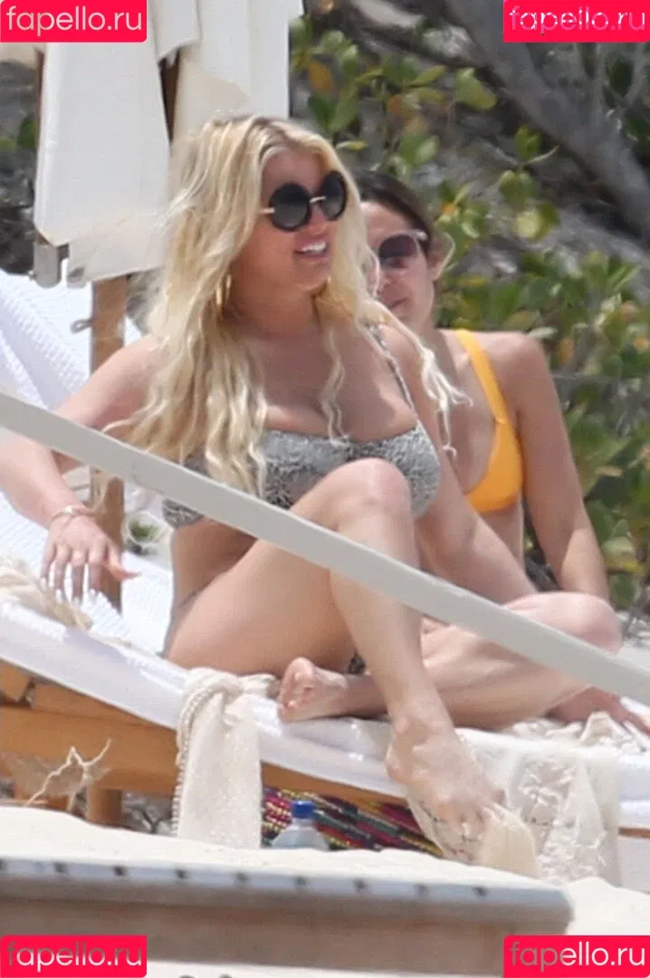 52529184 / Jessica Simpson / JessicaSimpson Onlyfans Photo Gallery 