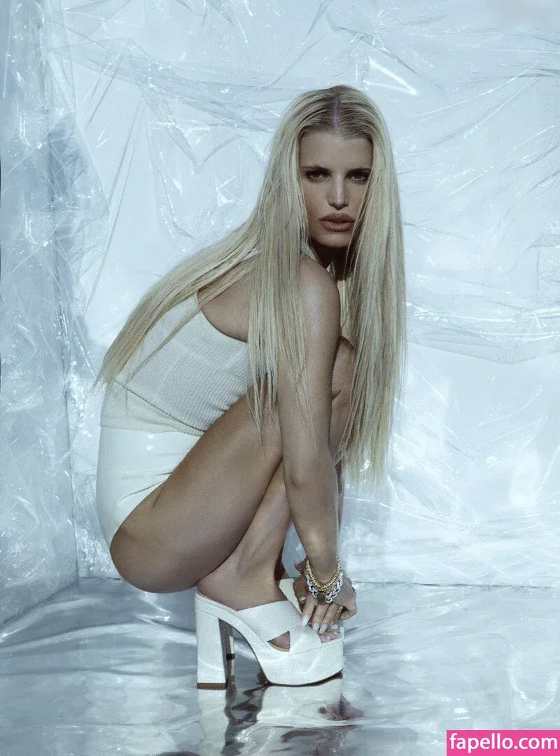 52529184 / Jessica Simpson / JessicaSimpson Onlyfans Photo Gallery 