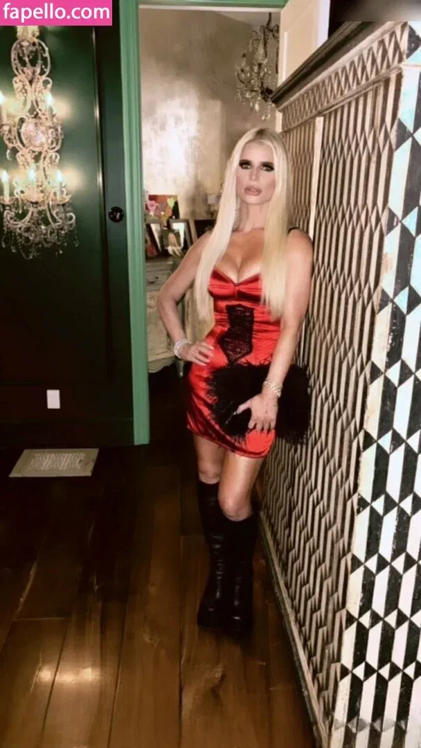 52529184 / Jessica Simpson / JessicaSimpson Onlyfans Photo Gallery 
