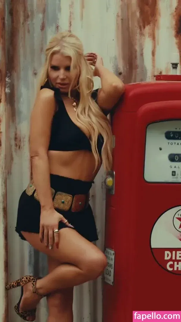 52529184 / Jessica Simpson / JessicaSimpson Onlyfans Photo Gallery 