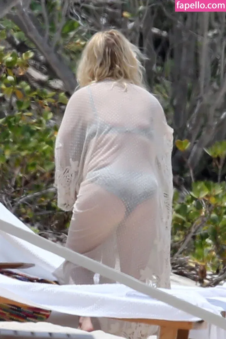 52529184 / Jessica Simpson / JessicaSimpson Onlyfans Photo Gallery 