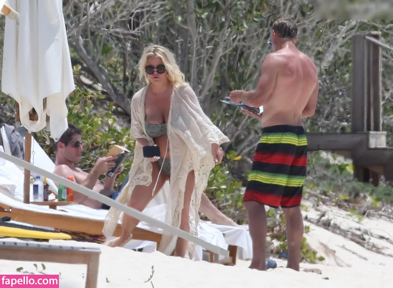 52529184 / Jessica Simpson / JessicaSimpson Onlyfans Photo Gallery 