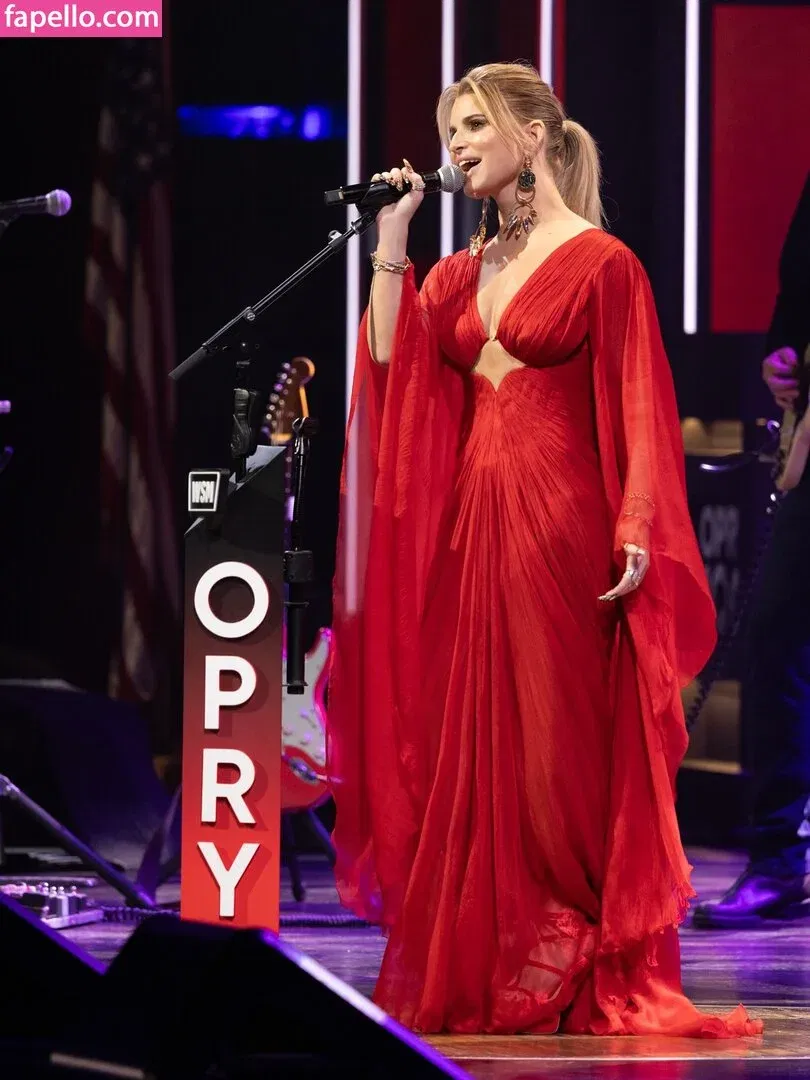 52529184 / Jessica Simpson / JessicaSimpson Onlyfans Photo Gallery 