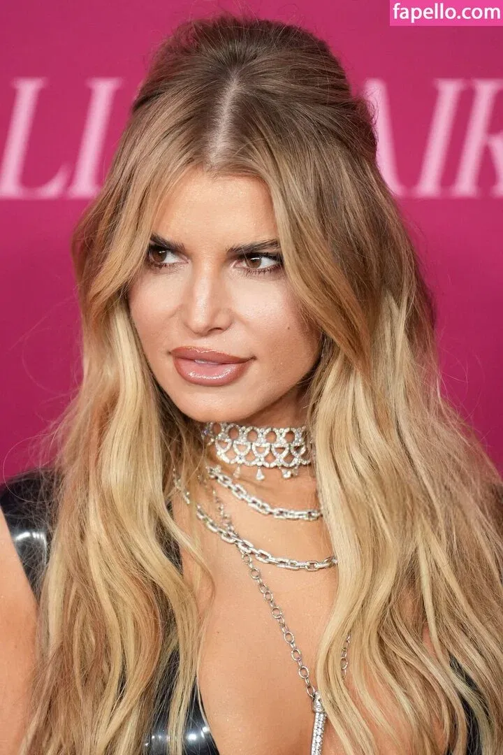 52529184 / Jessica Simpson / JessicaSimpson Onlyfans Photo Gallery 