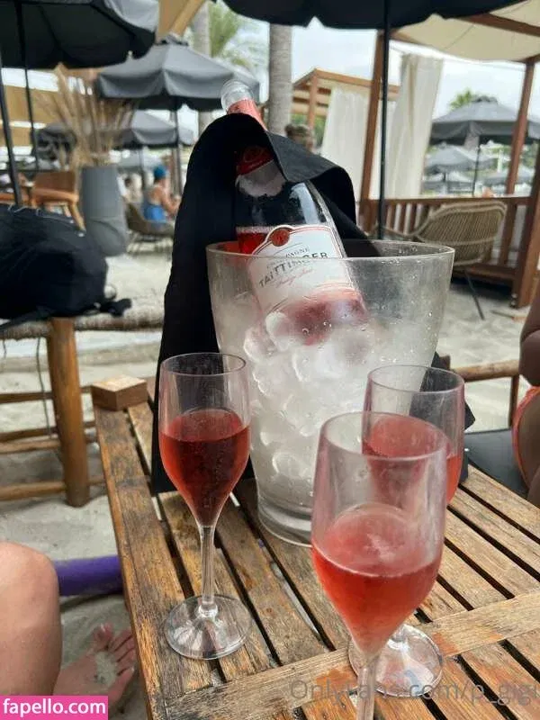 Gigi Patsy / gigi.patsy / https: Onlyfans Photo Gallery 