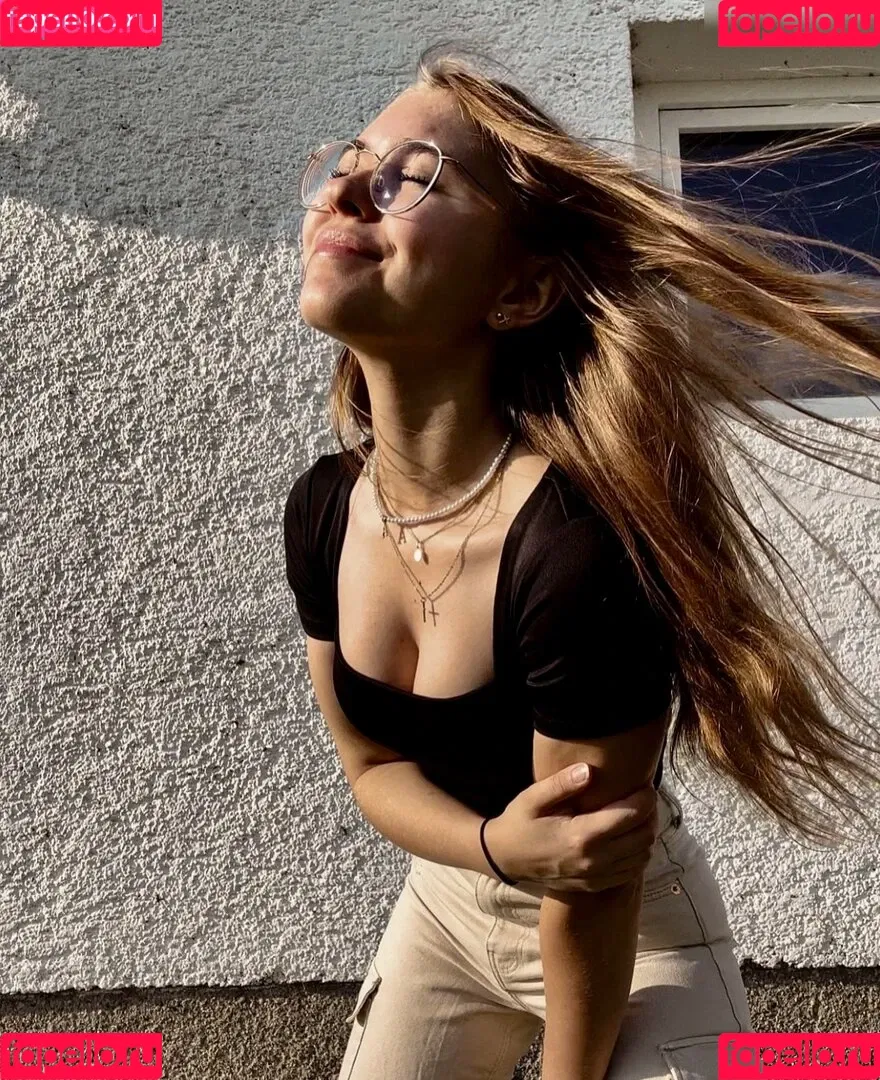Anna Kauer / anna_kauer Onlyfans Photo Gallery 