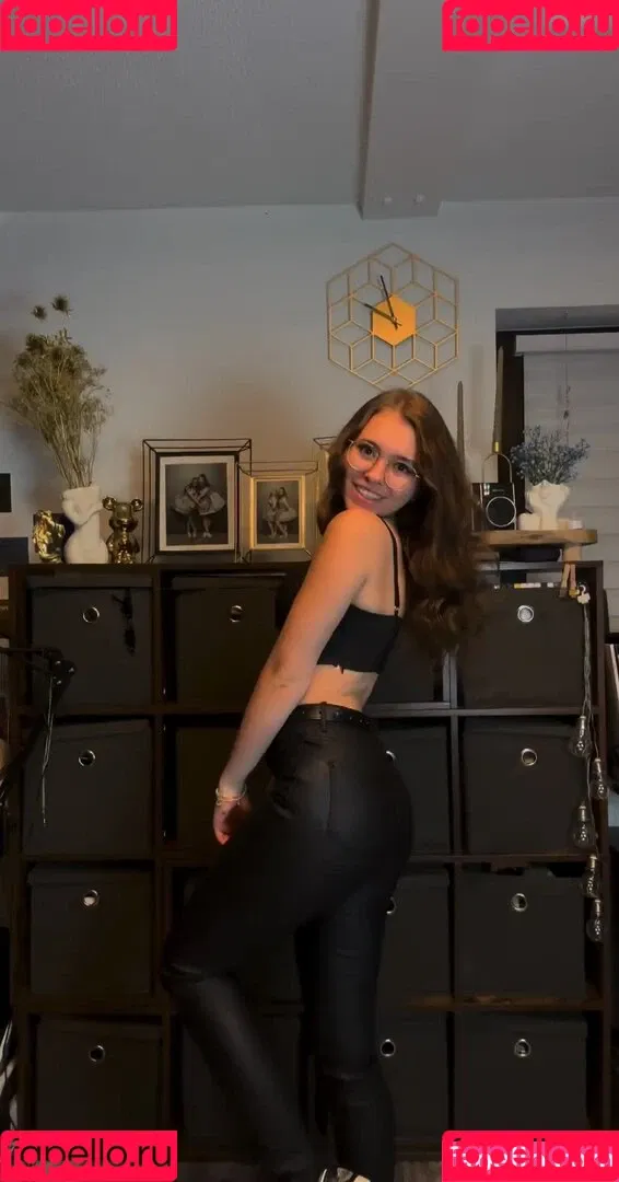 Anna Kauer / anna_kauer Onlyfans Photo Gallery 