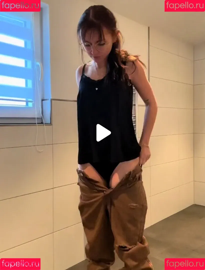 Anna Kauer / anna_kauer Onlyfans Photo Gallery 