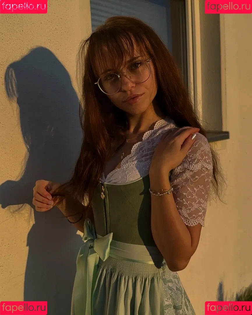 Anna Kauer / anna_kauer Onlyfans Photo Gallery 