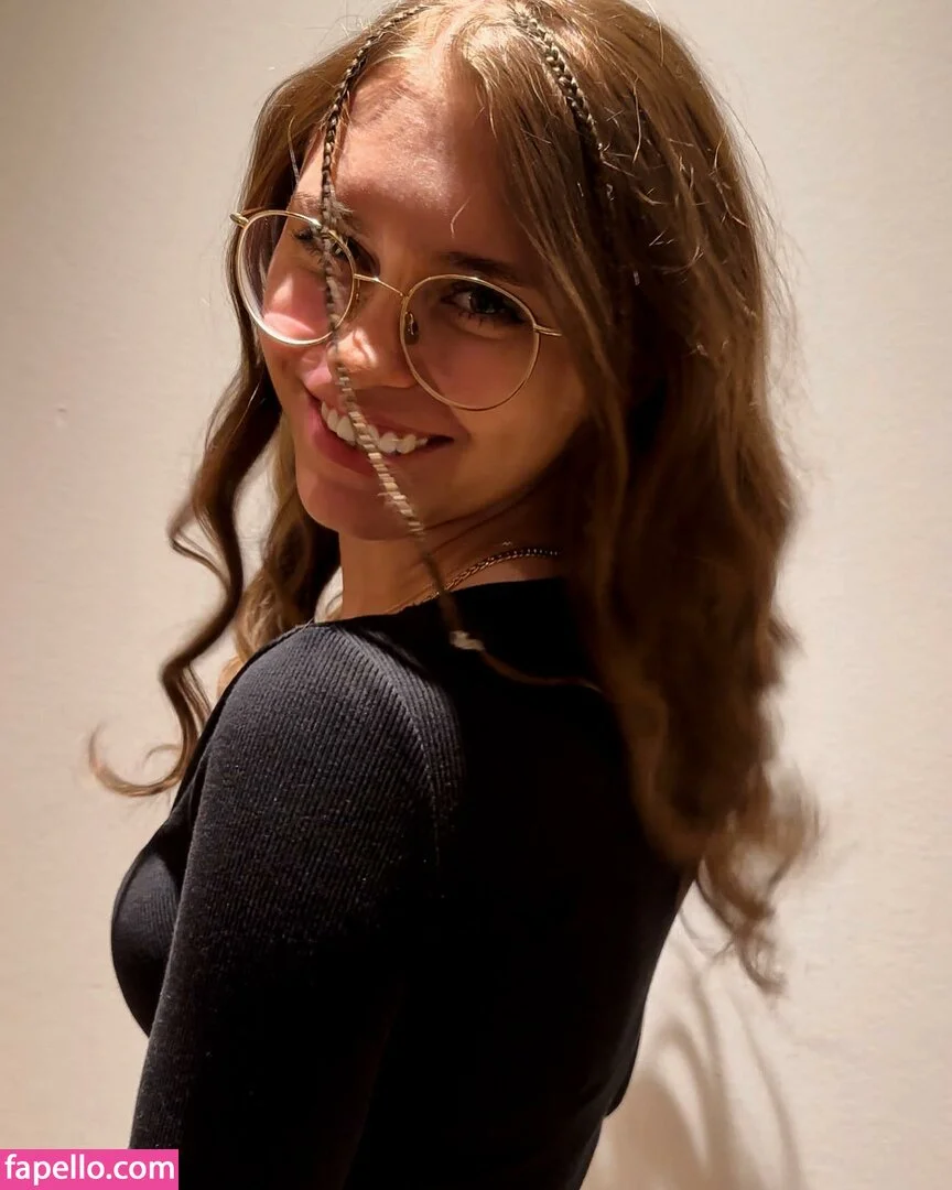 Anna Kauer / anna_kauer Onlyfans Photo Gallery 