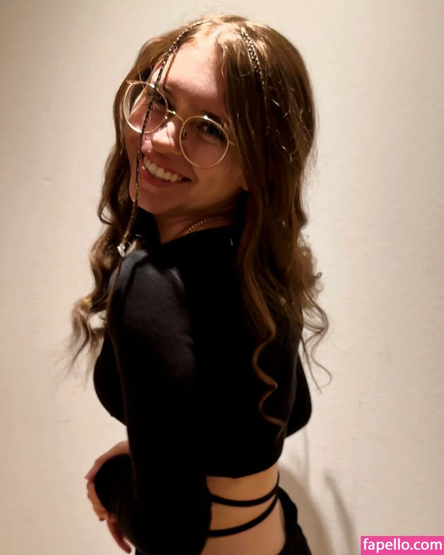 Anna Kauer / anna_kauer Onlyfans Photo Gallery 