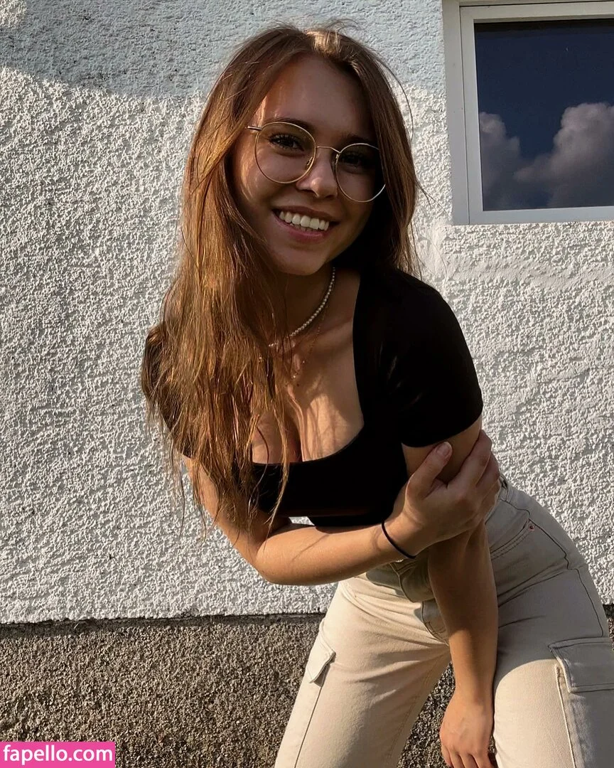 Anna Kauer / anna_kauer Onlyfans Photo Gallery 