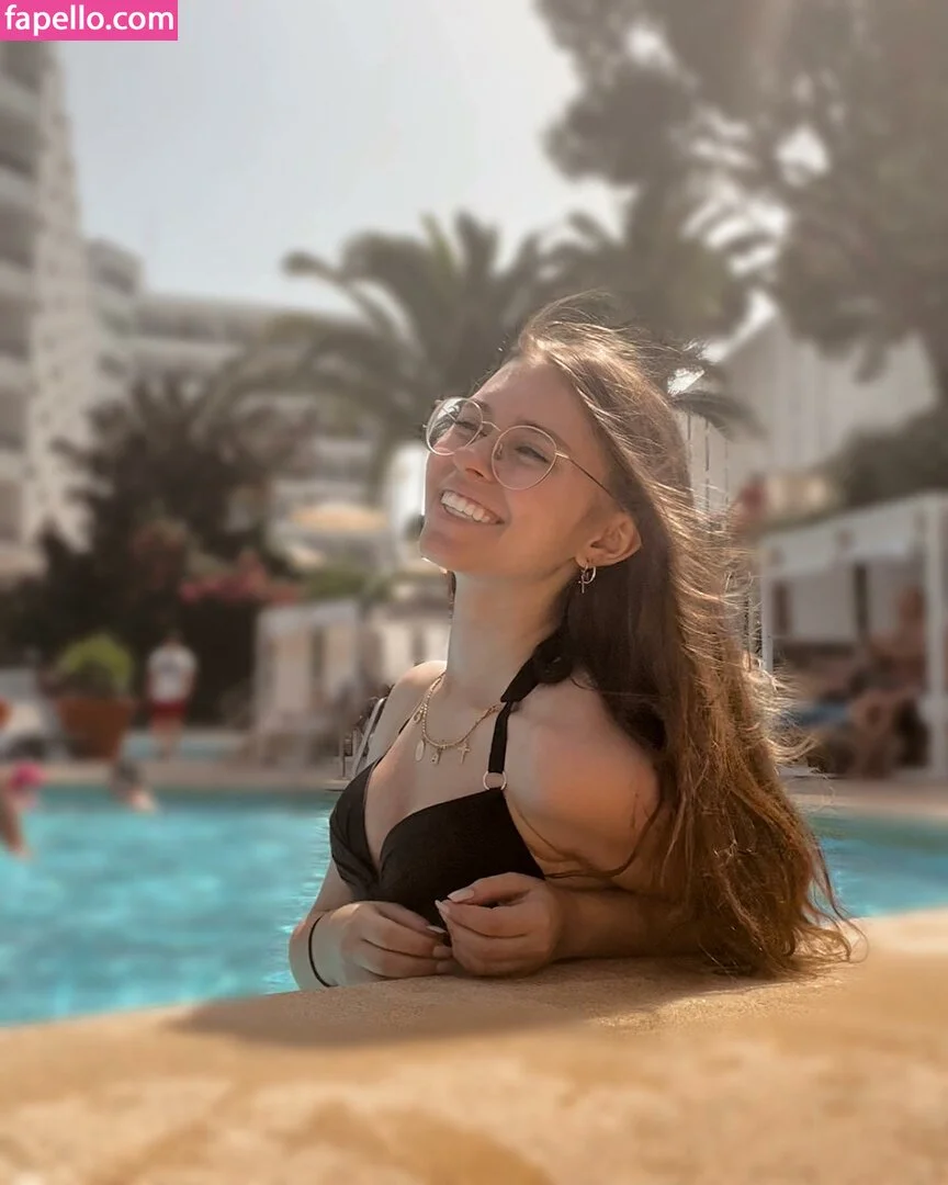 Anna Kauer / anna_kauer Onlyfans Photo Gallery 