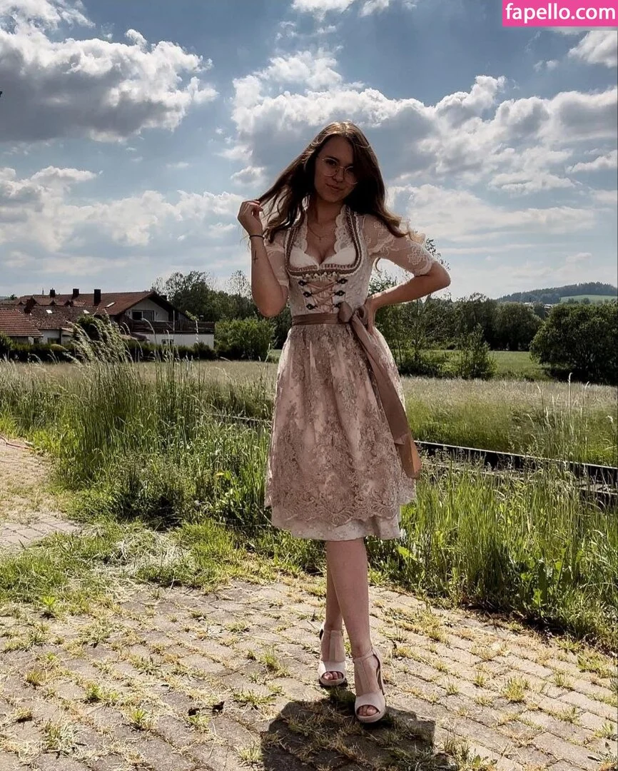 Anna Kauer / anna_kauer Onlyfans Photo Gallery 