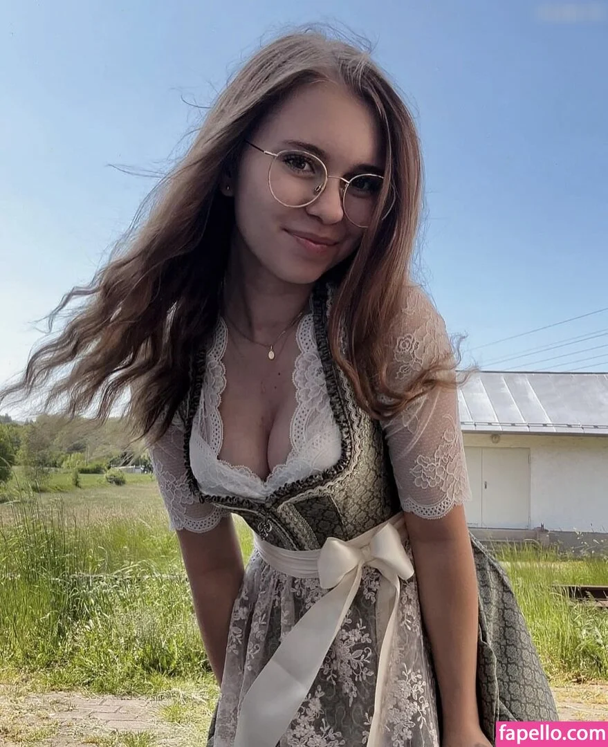 Anna Kauer / anna_kauer Onlyfans Photo Gallery 