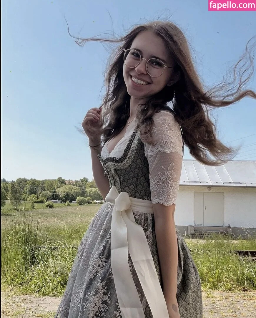 Anna Kauer / anna_kauer Onlyfans Photo Gallery 