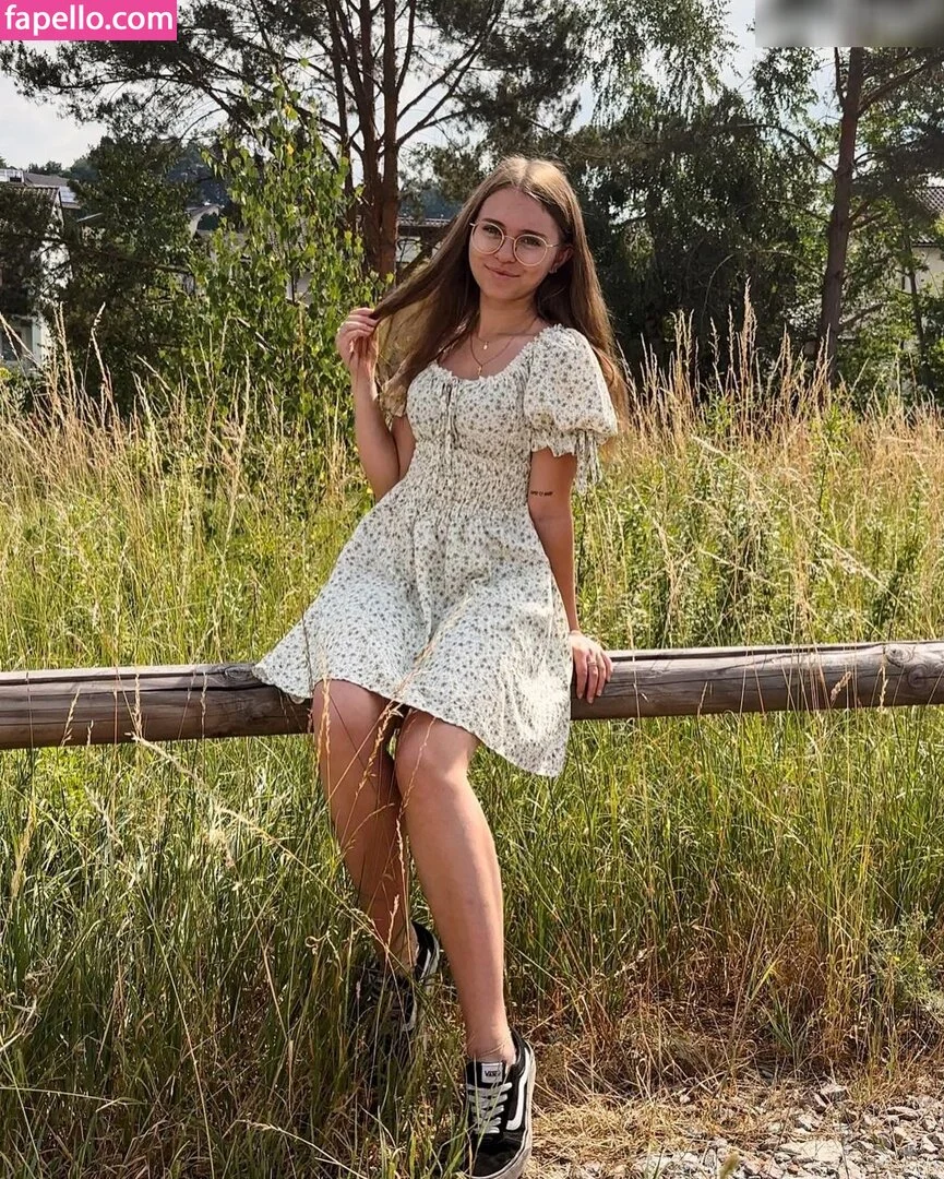 Anna Kauer / anna_kauer Onlyfans Photo Gallery 