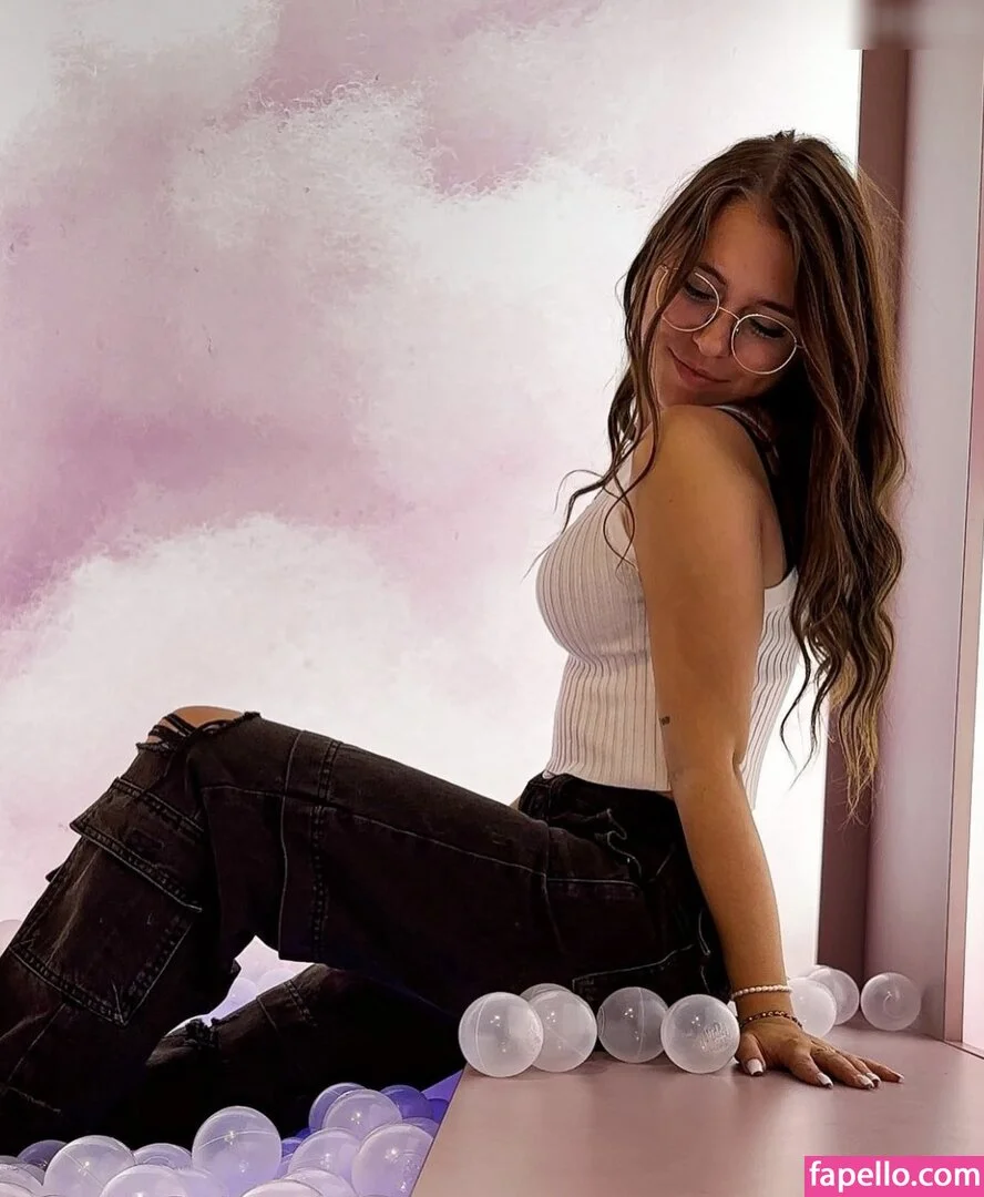 Anna Kauer / anna_kauer Onlyfans Photo Gallery 