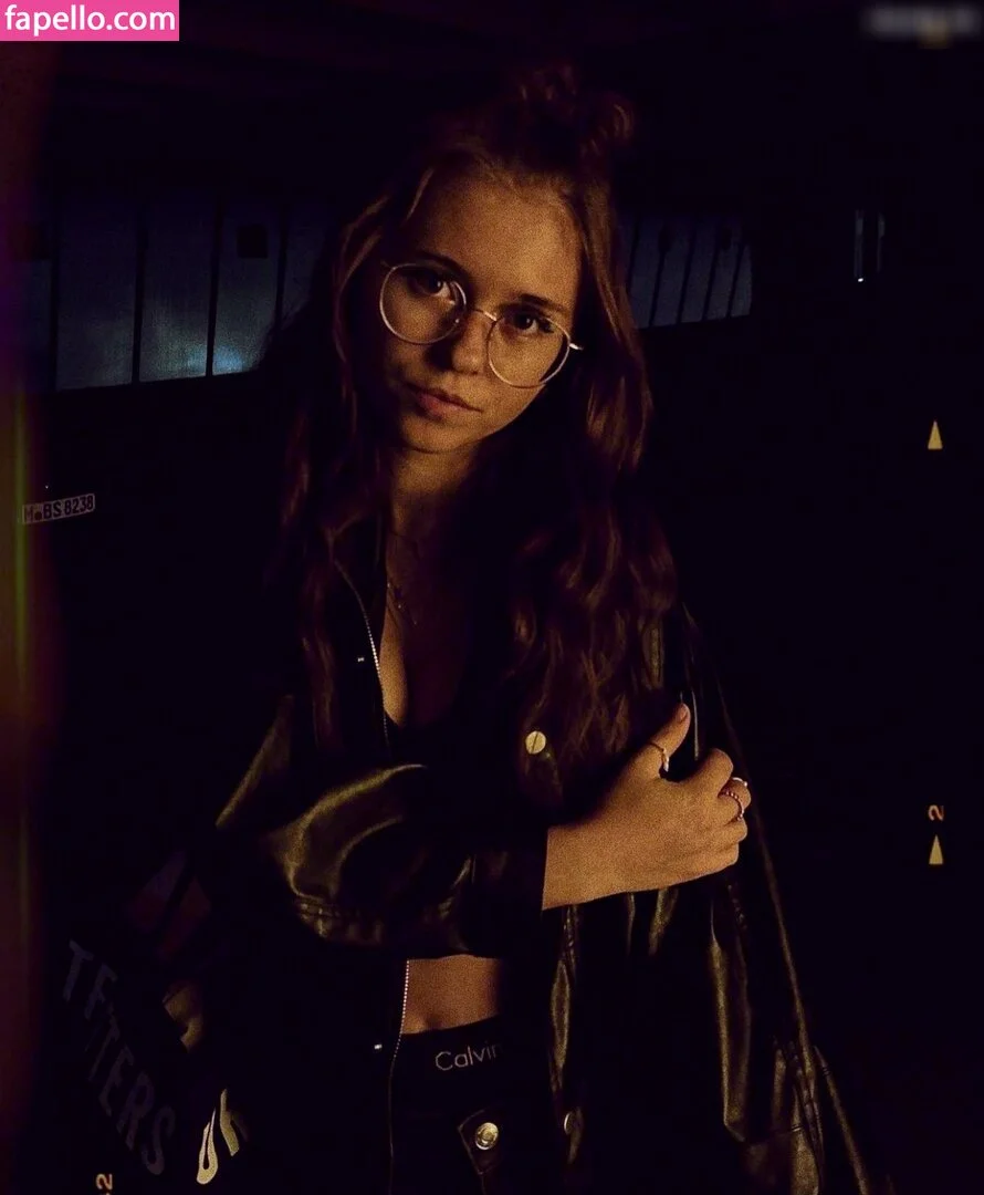 Anna Kauer / anna_kauer Onlyfans Photo Gallery 