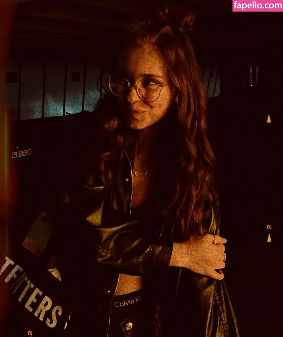 Anna Kauer / anna_kauer Onlyfans Photo Gallery 