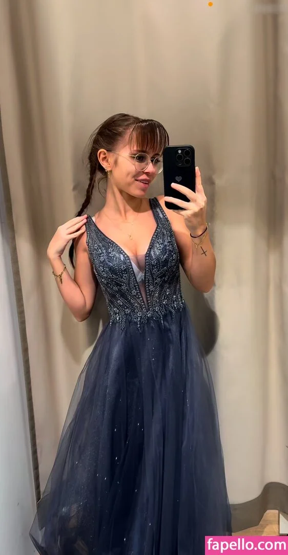 Anna Kauer / anna_kauer Onlyfans Photo Gallery 