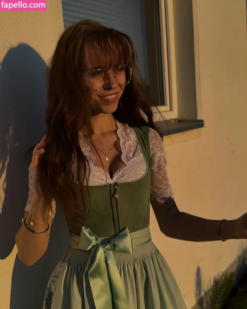 Anna Kauer / anna_kauer Onlyfans Photo Gallery 