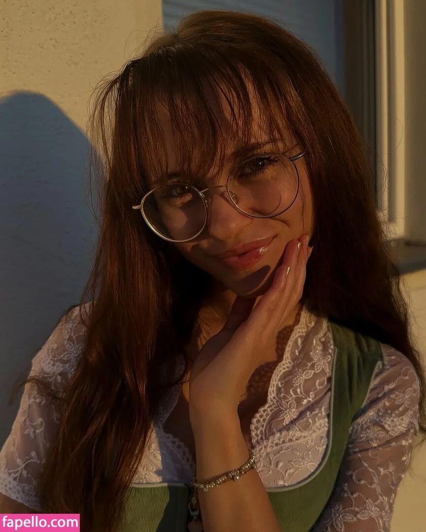 Anna Kauer / anna_kauer Onlyfans Photo Gallery 