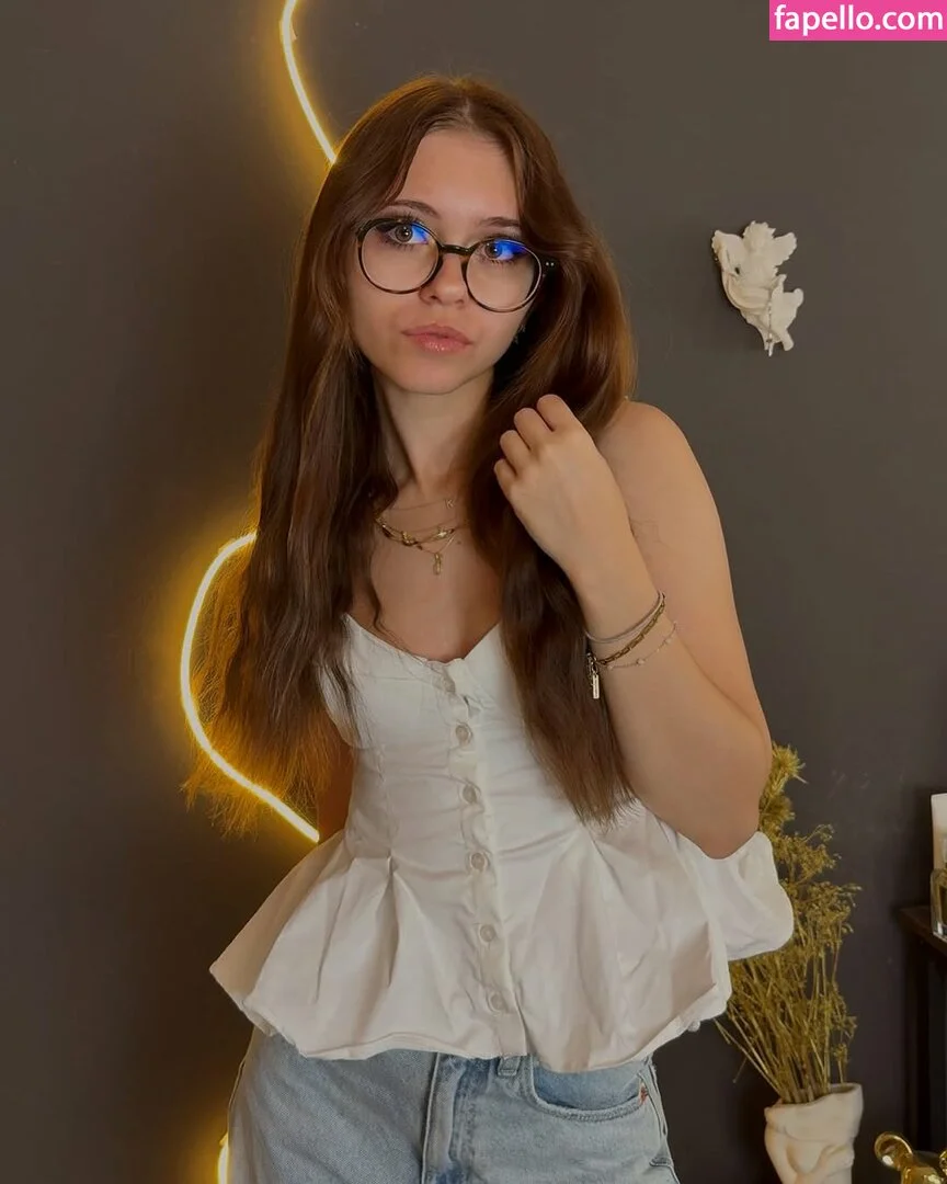 Anna Kauer / anna_kauer Onlyfans Photo Gallery 