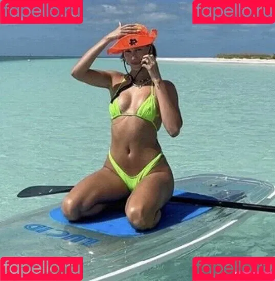 Hailey Bieber / baldwin / haileybieber Onlyfans Photo Gallery 