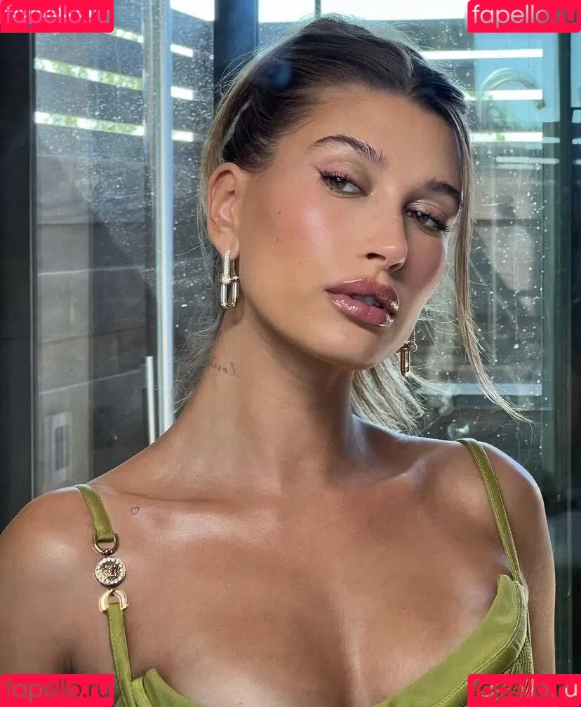 Hailey Bieber / baldwin / haileybieber Onlyfans Photo Gallery 