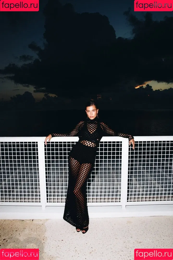 Hailey Bieber / baldwin / haileybieber Onlyfans Photo Gallery 