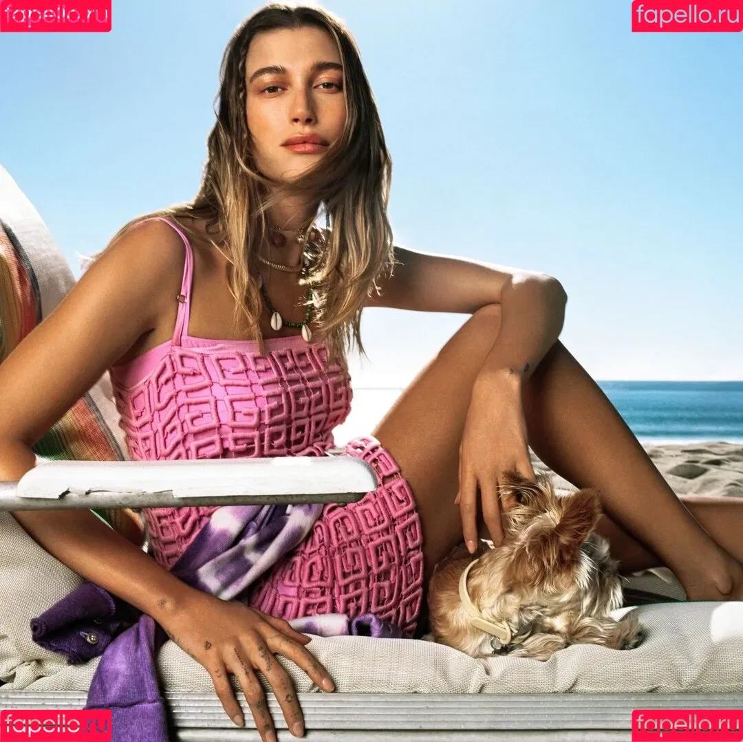 Hailey Bieber / baldwin / haileybieber Onlyfans Photo Gallery 