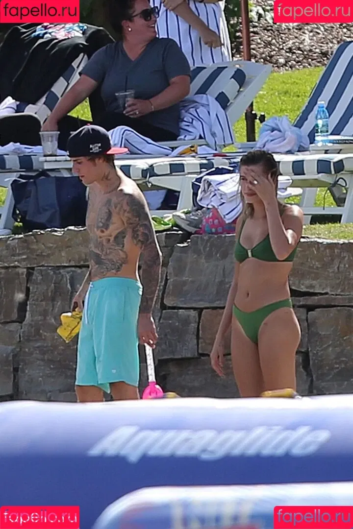 Hailey Bieber / baldwin / haileybieber Onlyfans Photo Gallery 