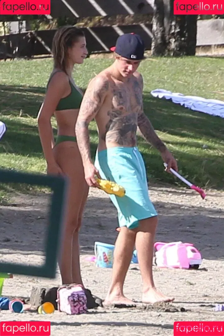 Hailey Bieber / baldwin / haileybieber Onlyfans Photo Gallery 