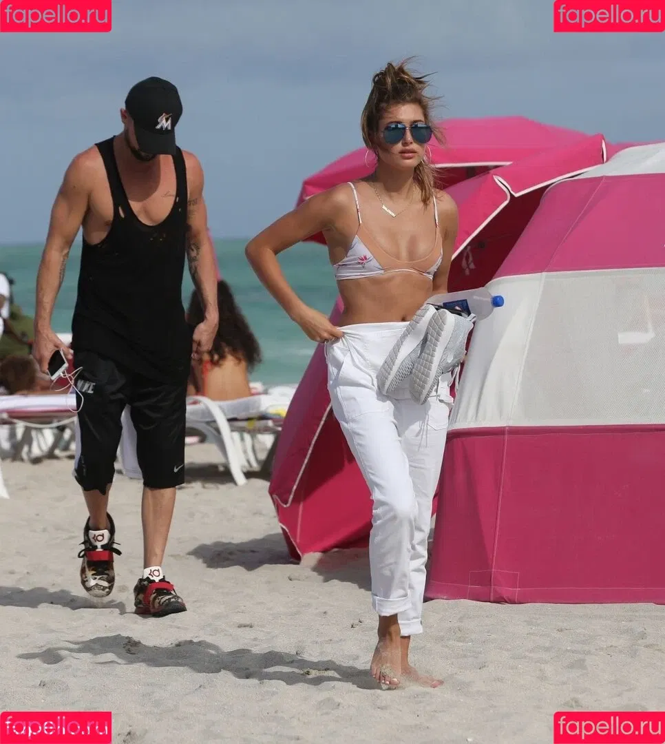 Hailey Bieber / baldwin / haileybieber Onlyfans Photo Gallery 