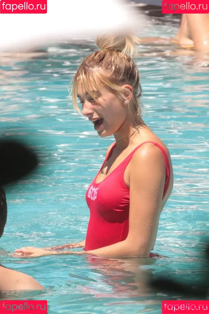 Hailey Bieber / baldwin / haileybieber Onlyfans Photo Gallery 